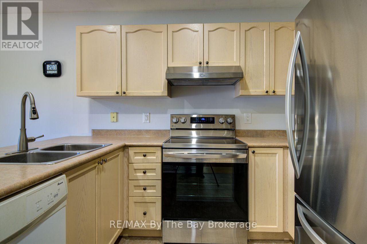 45 Rose Valley Way, Wasaga Beach, Ontario  L9Z 3C4 - Photo 13 - S13788850