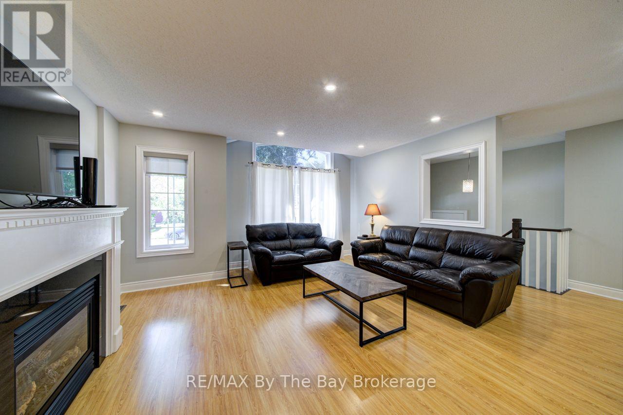 45 Rose Valley Way, Wasaga Beach, Ontario  L9Z 3C4 - Photo 7 - S13788850