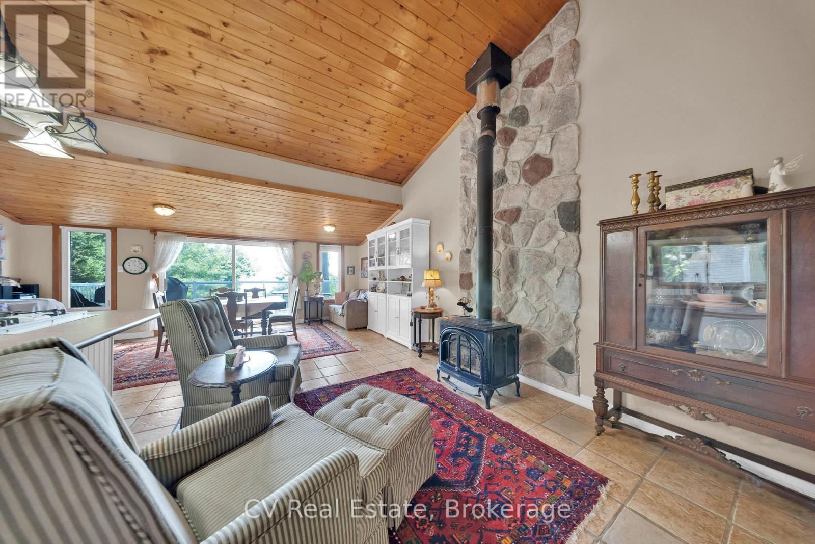 64 Wahnekewening Drive, Tiny, Ontario  L0L 2J0 - Photo 19 - S13788876