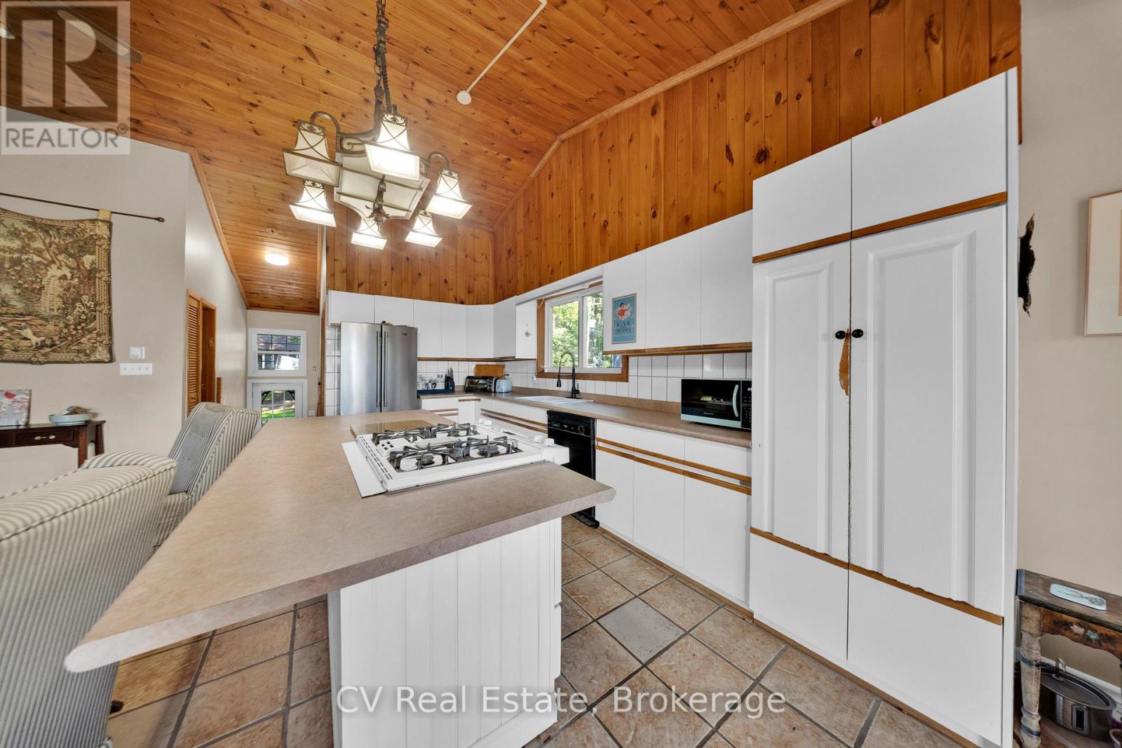 64 Wahnekewening Drive, Tiny, Ontario  L0L 2J0 - Photo 22 - S13788876