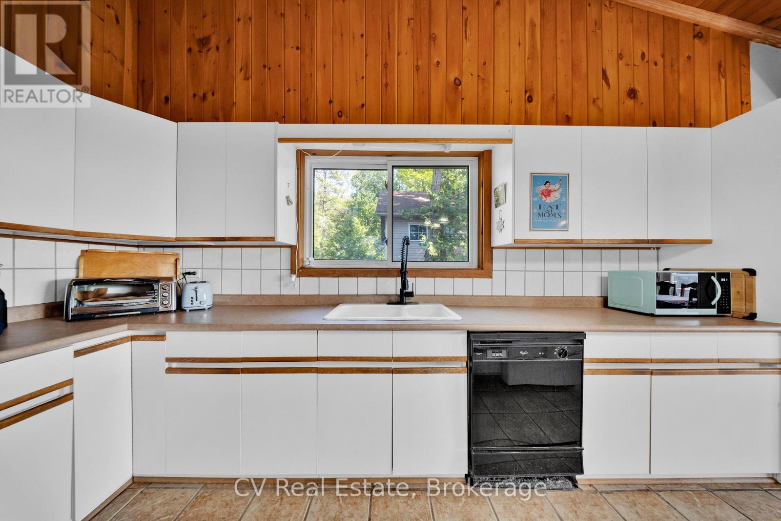 64 Wahnekewening Drive, Tiny, Ontario  L0L 2J0 - Photo 24 - S13788876