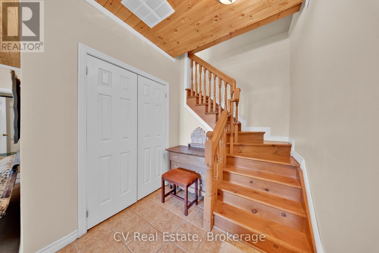 64 Wahnekewening Drive, Tiny, Ontario  L0L 2J0 - Photo 34 - S13788876