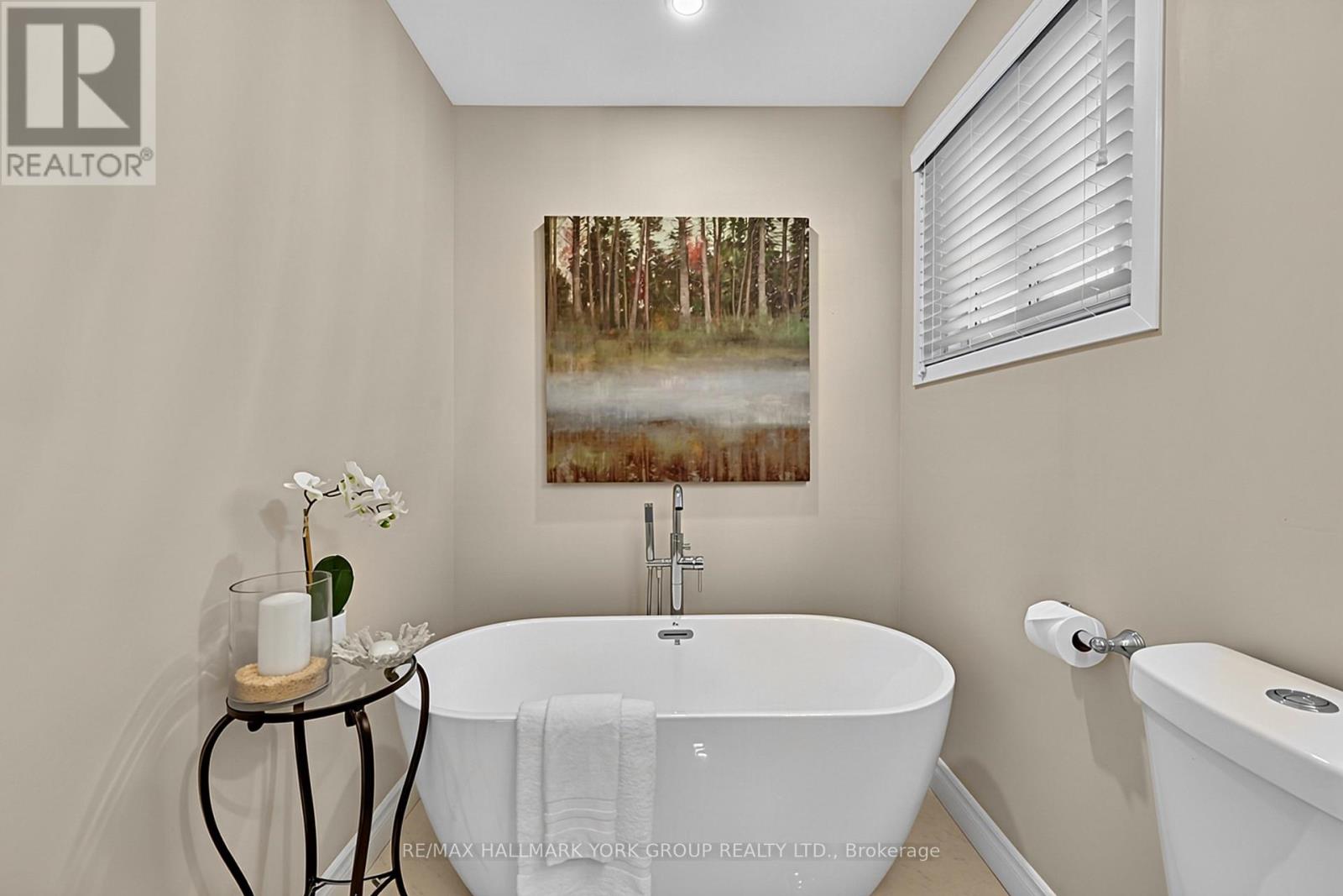 93 Julia Court, Newmarket, Ontario L3Y 4T7 - Photo 21 - N13788860