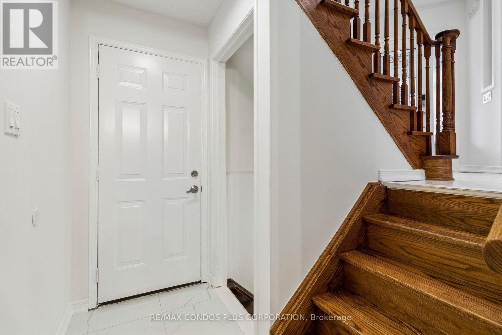 41 Maroon Drive, Richmond Hill, Ontario  L4E 5B4 - Photo 13 - N13788892