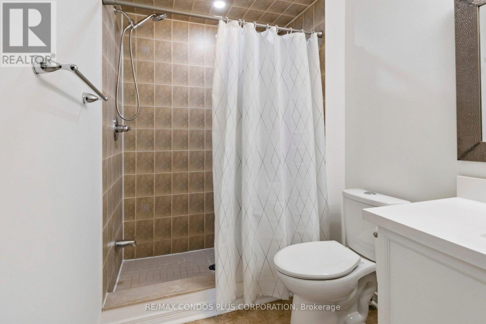 41 Maroon Drive, Richmond Hill, Ontario  L4E 5B4 - Photo 25 - N13788892