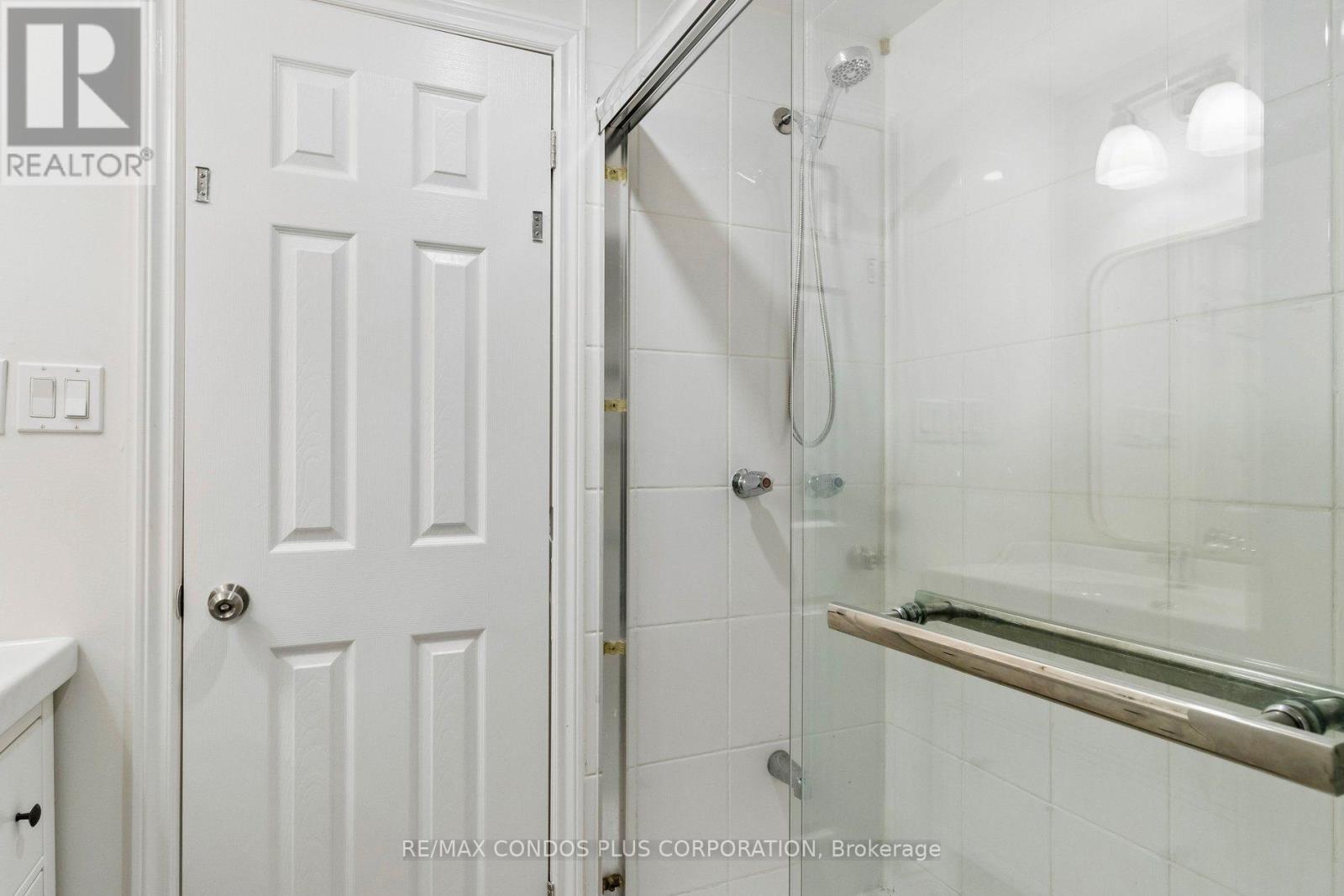 41 Maroon Drive, Richmond Hill, Ontario  L4E 5B4 - Photo 30 - N13788892