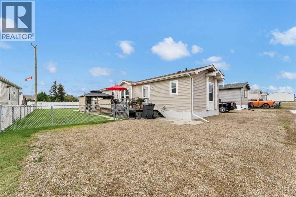 344, 349 Railway Avenue, Duchess, Alberta  T0J 0Z0 - Photo 1 - A2345579