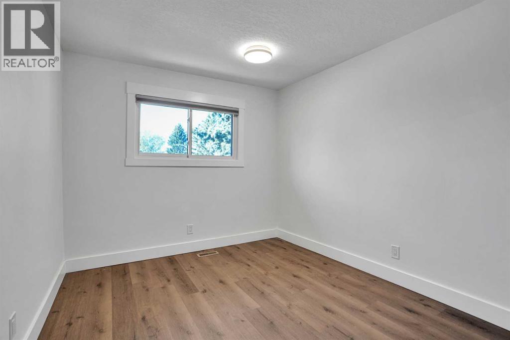 5702 Brenner Crescent NW, Calgary, Alberta  T2L 1z4 - Photo 11 - A2312004