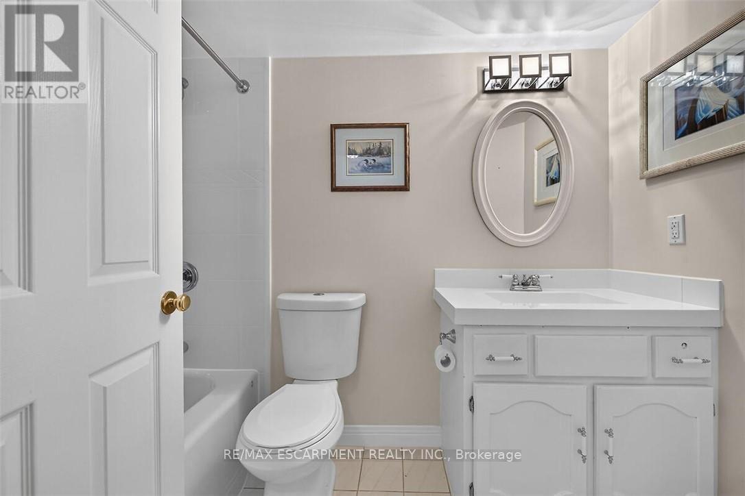 202 - 6 Village Green Boulevard, Hamilton, Ontario  L8G 5B7 - Photo 31 - X13788842