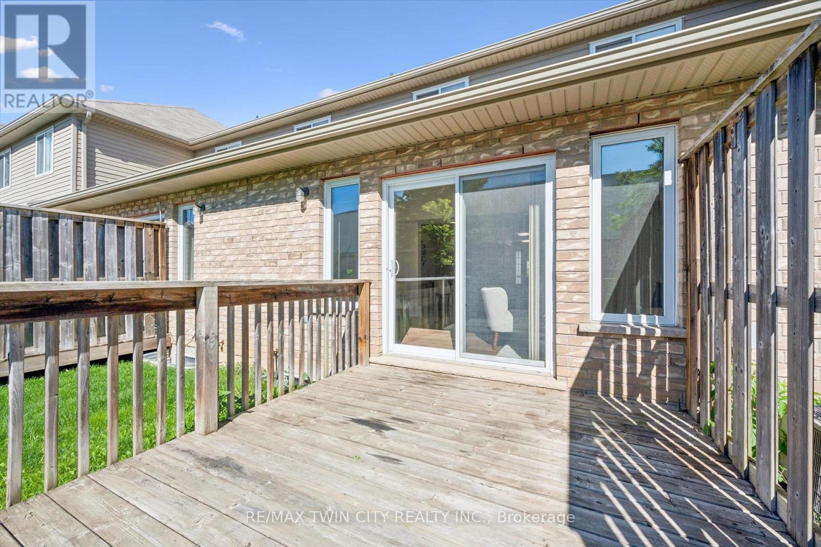 24 - 555 Chablis Drive, Waterloo, Ontario  N2T 2Y1 - Photo 27 - X13788918