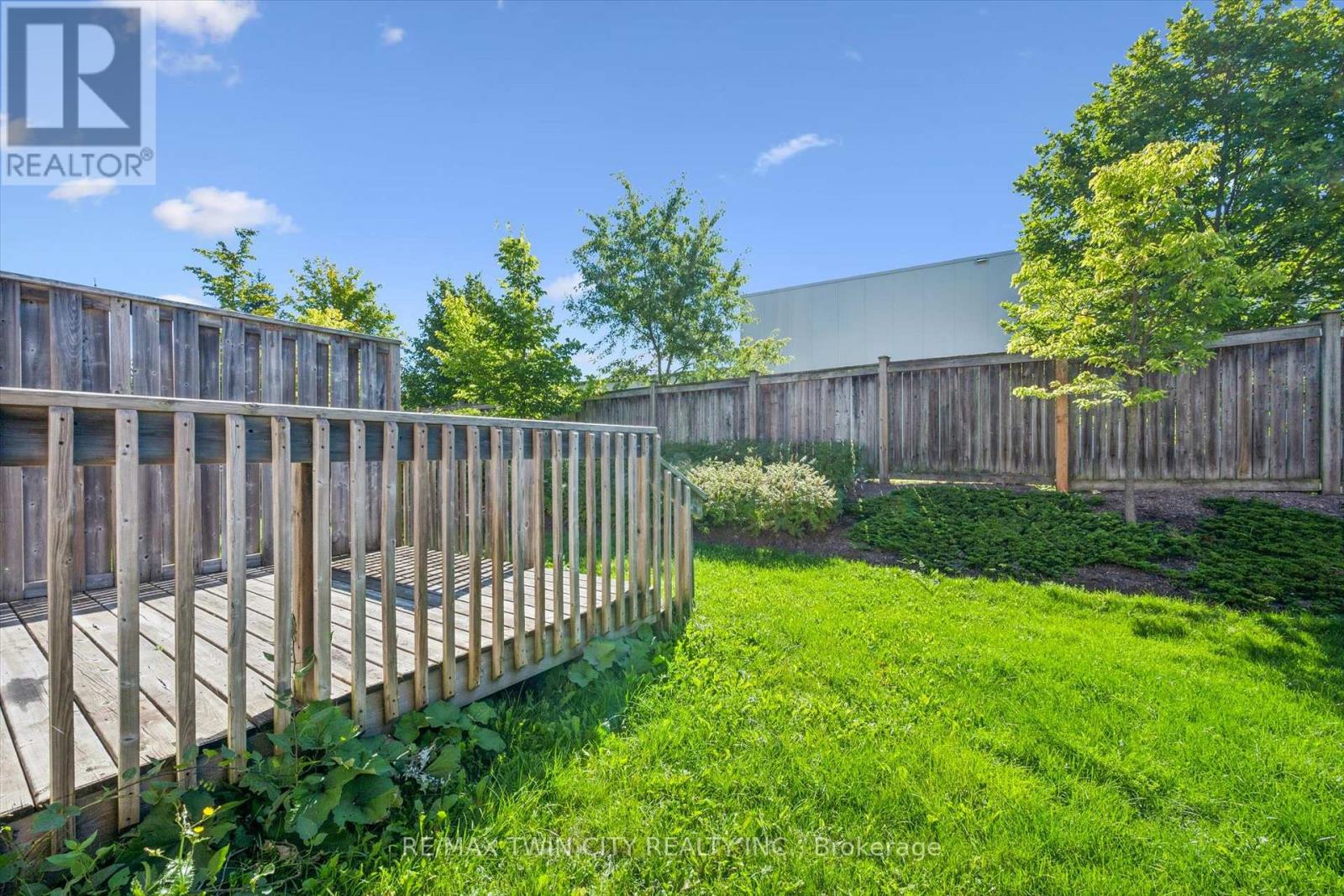 24 - 555 Chablis Drive, Waterloo, Ontario  N2T 2Y1 - Photo 28 - X13788918