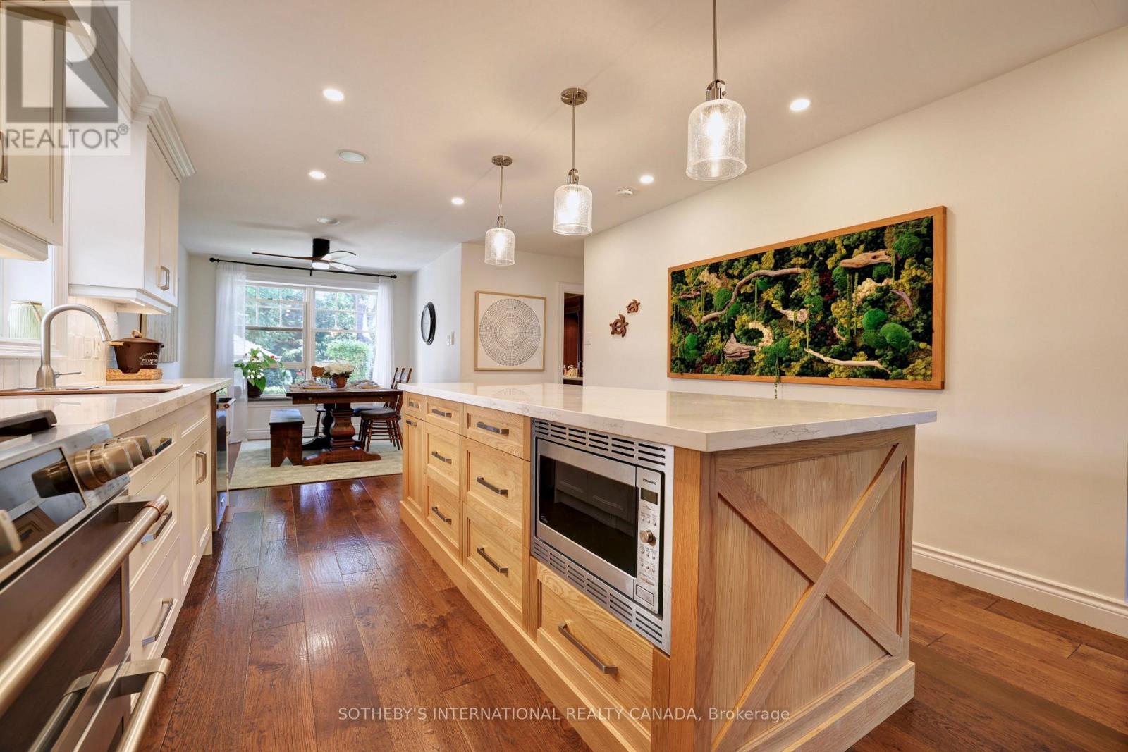 31 Maple Avenue N, Mississauga, Ontario  L5H 2R9 - Photo 7 - W13785498