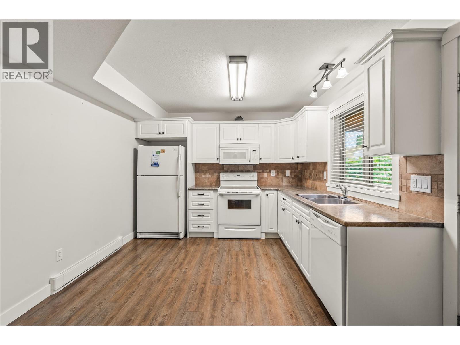 121 Blackcomb Court, Vernon, British Columbia  V1B 4E1 - Photo 33 - 10400686