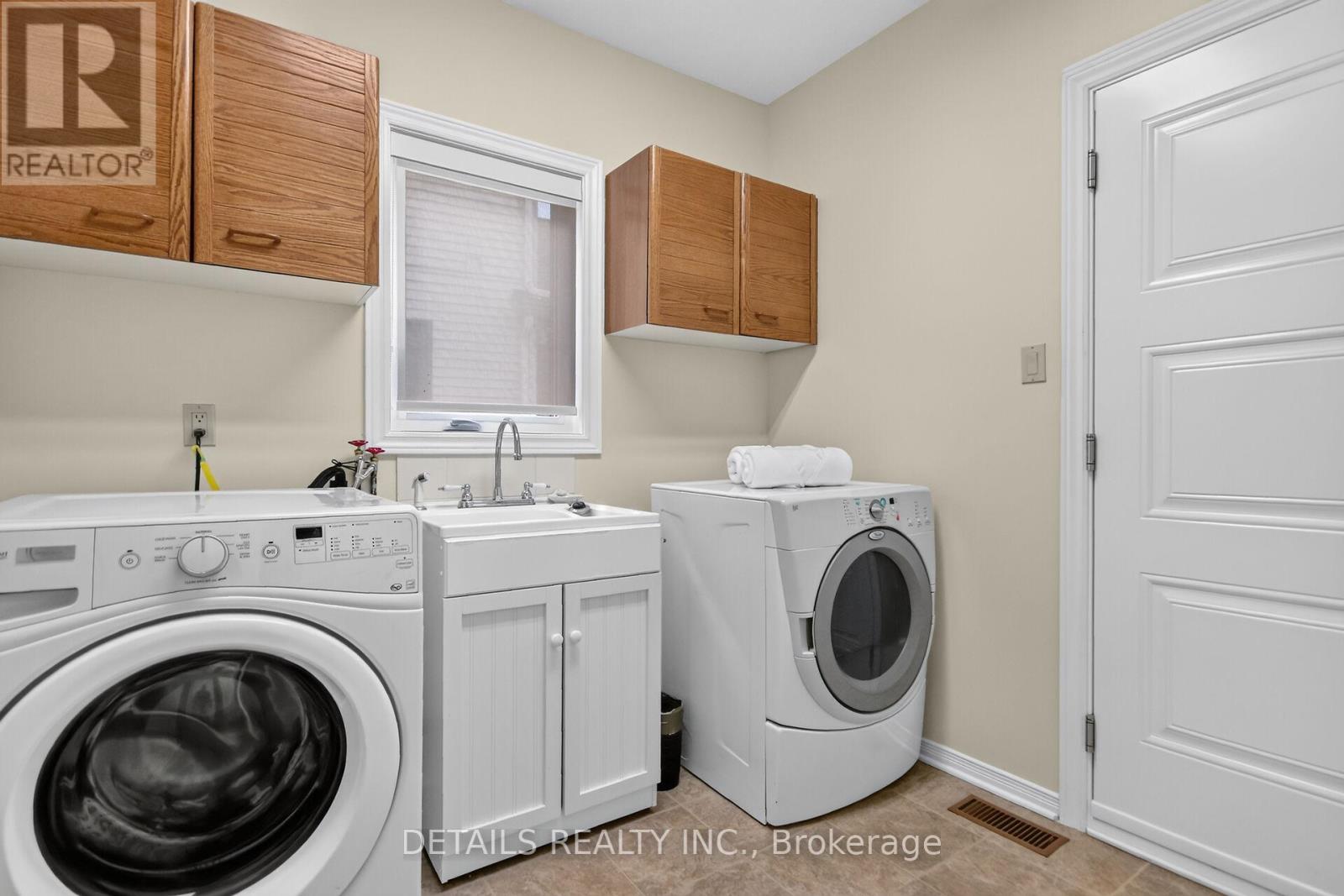 15 Conant Place S, Ottawa, Ontario  K2L 3Z8 - Photo 24 - X13788940