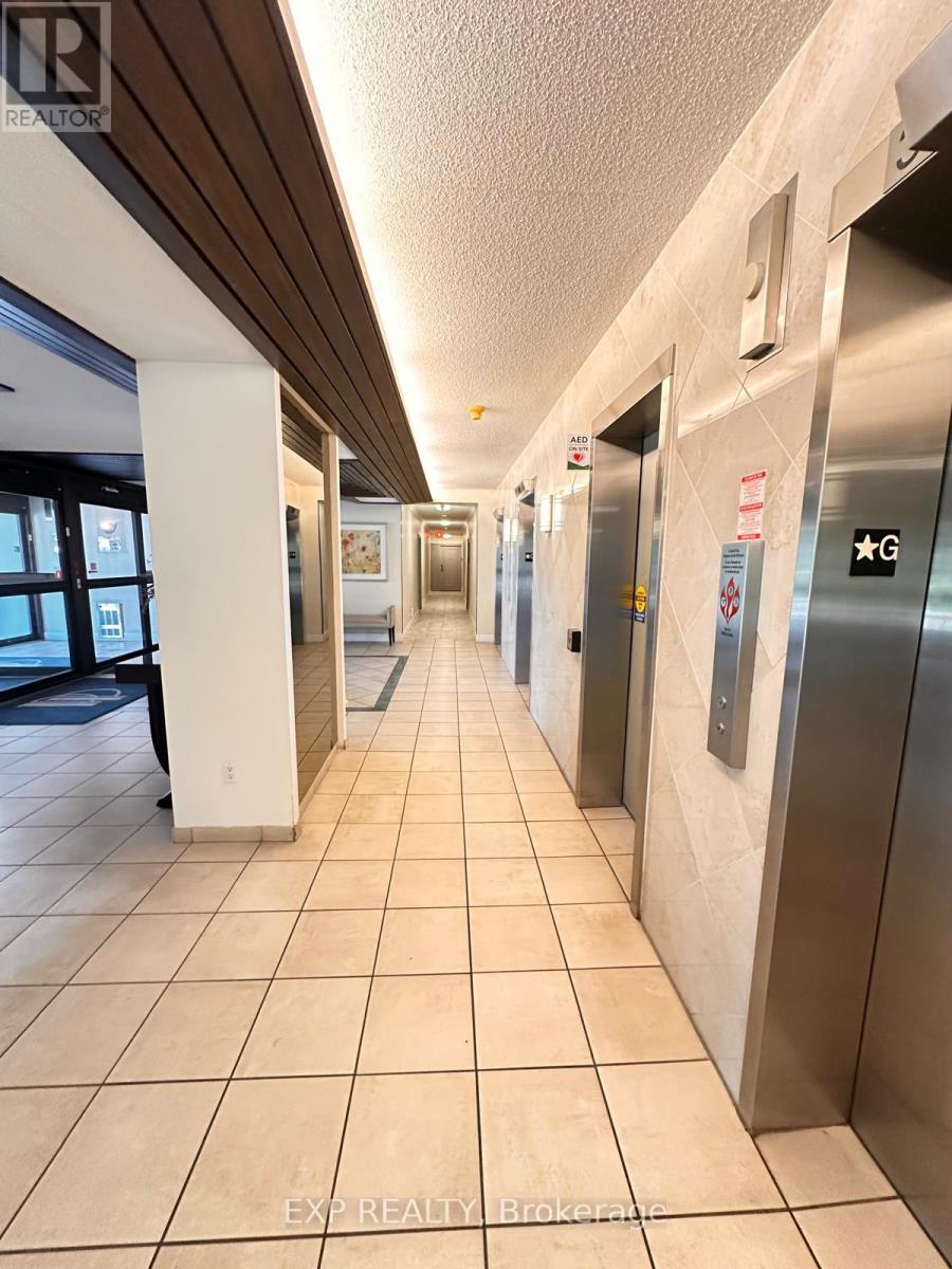 907 - 1025 Richmond Road, Ottawa, Ontario  K2B 8G8 - Photo 3 - X13788942