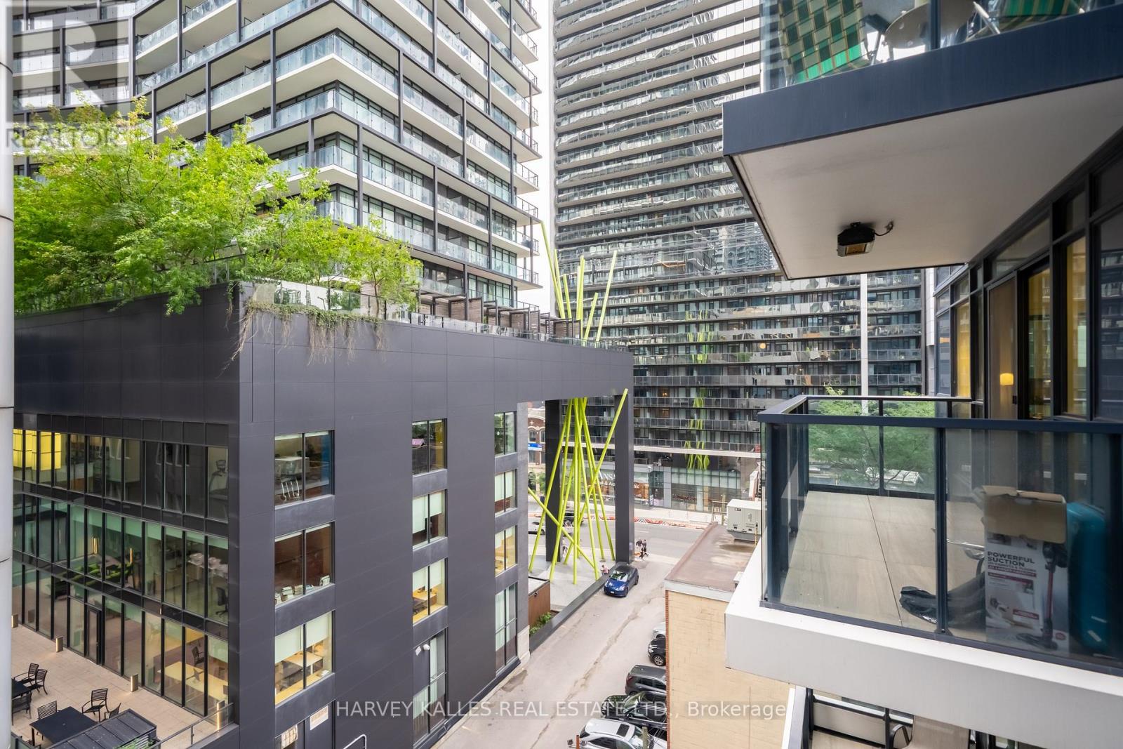 710 - 38 Widmer Street, Toronto (Waterfront Communities), Ontario  M5V 2E9 - Photo 4 - C13788926