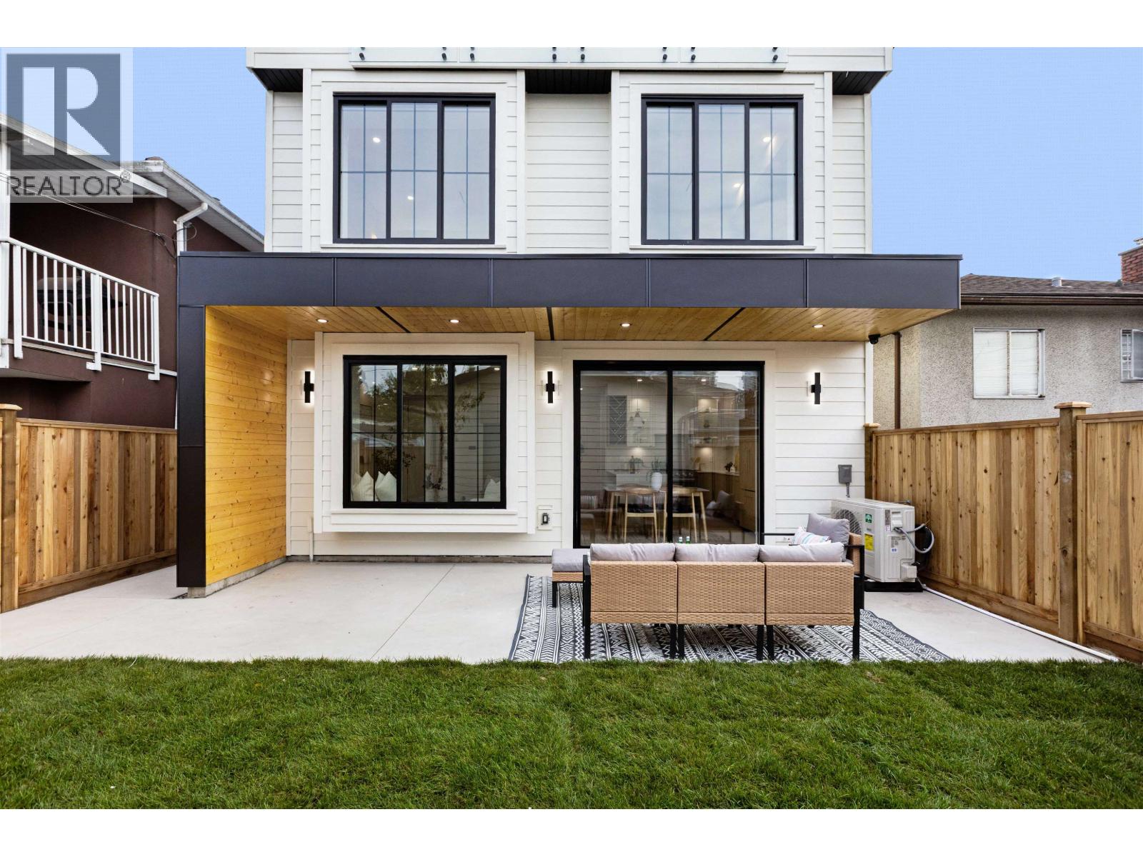 2 2211 Mannering Avenue, Vancouver, British Columbia  V5N 3C5 - Photo 17 - R3166034