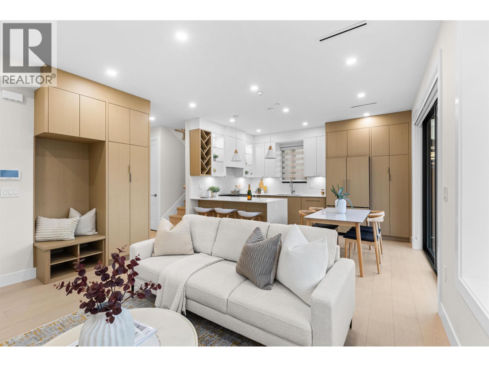 2 2211 Mannering Avenue, Vancouver, British Columbia  V5N 3C5 - Photo 5 - R3166034