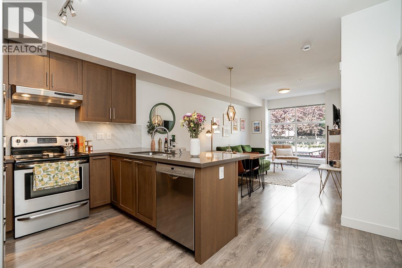 210 827 Roderick Avenue, Coquitlam, British Columbia  V3K 0E3 - Photo 4 - R3166089