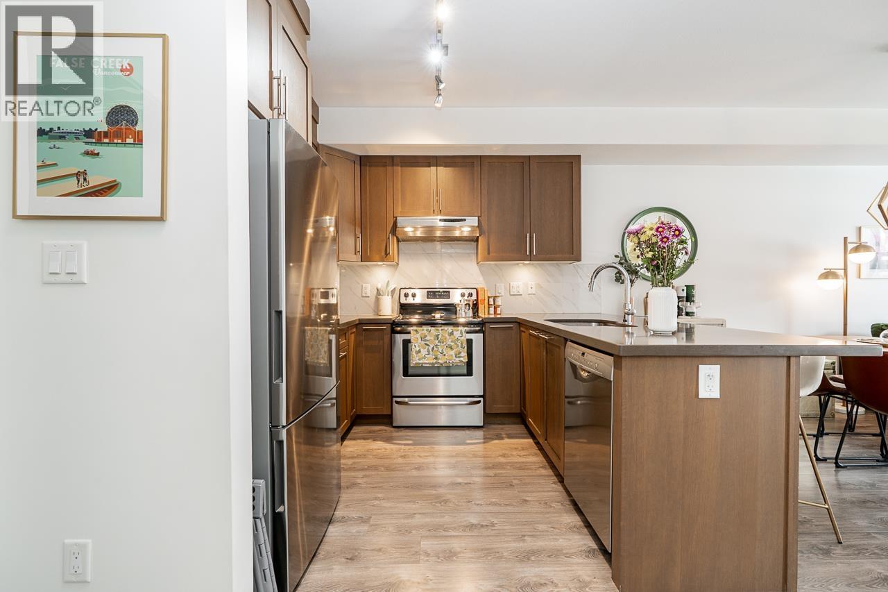 210 827 Roderick Avenue, Coquitlam, British Columbia  V3K 0E3 - Photo 5 - R3166089
