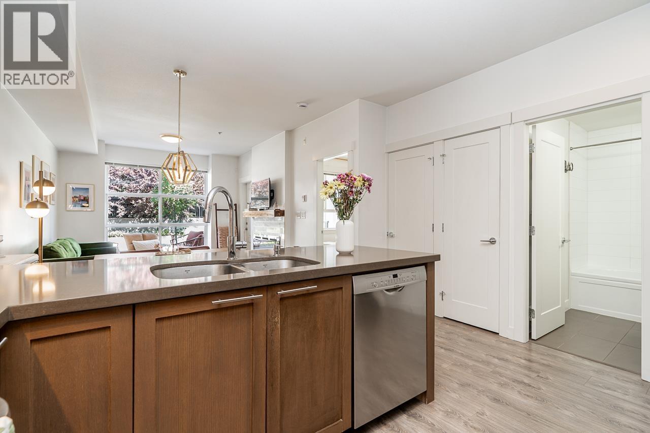 210 827 Roderick Avenue, Coquitlam, British Columbia  V3K 0E3 - Photo 6 - R3166089