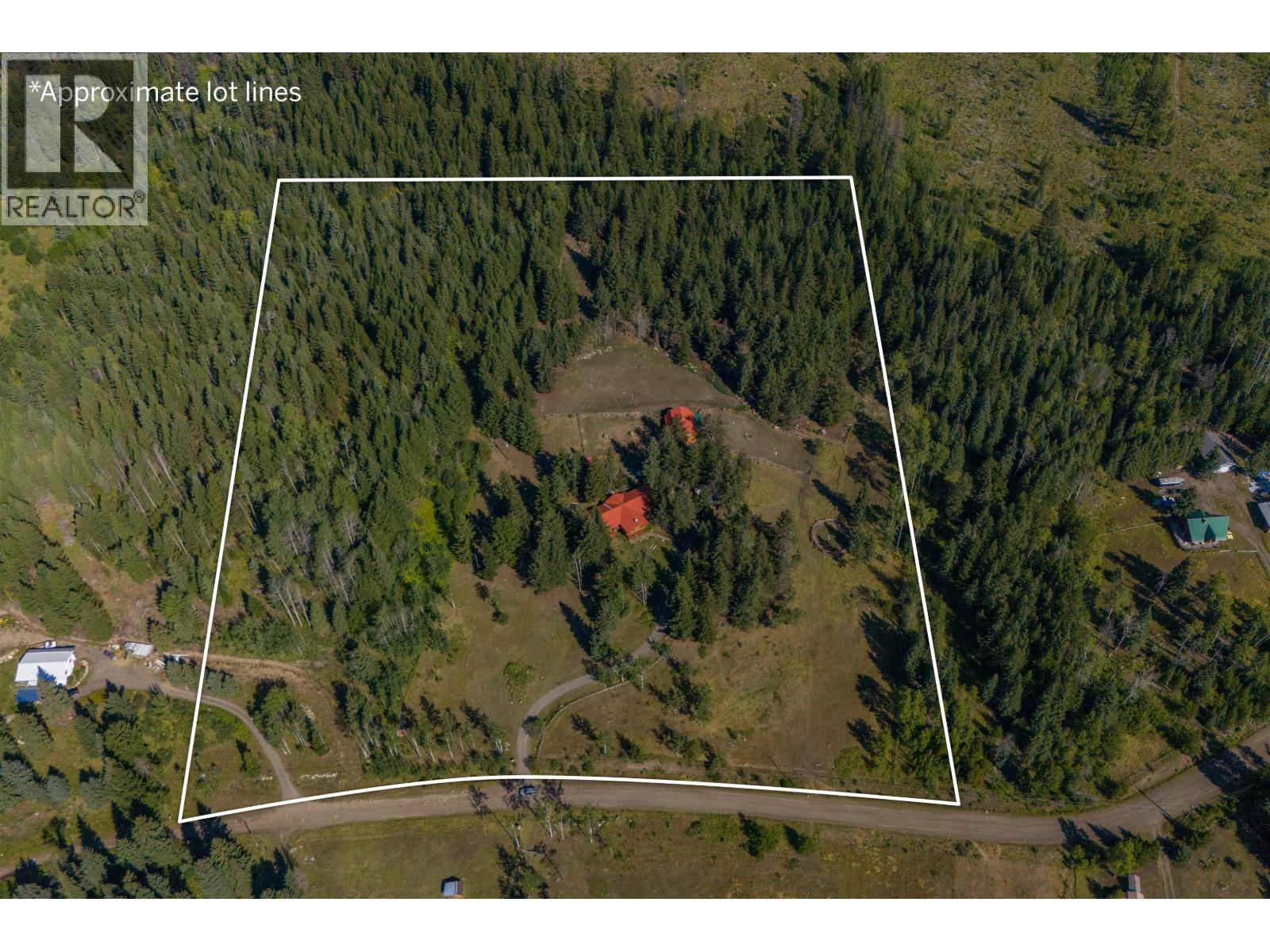 7471 Cariboo Chalet Road, Lone Butte, British Columbia  V0K 1X3 - Photo 3 - C8082039