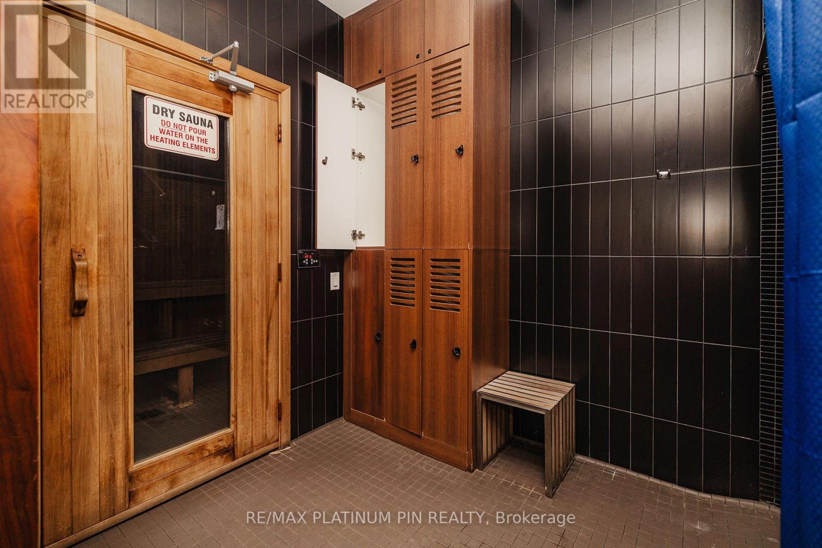 2405 - 9 Valhalla Inn Road, Toronto, Ontario  M9B 0B2 - Photo 16 - W13788930