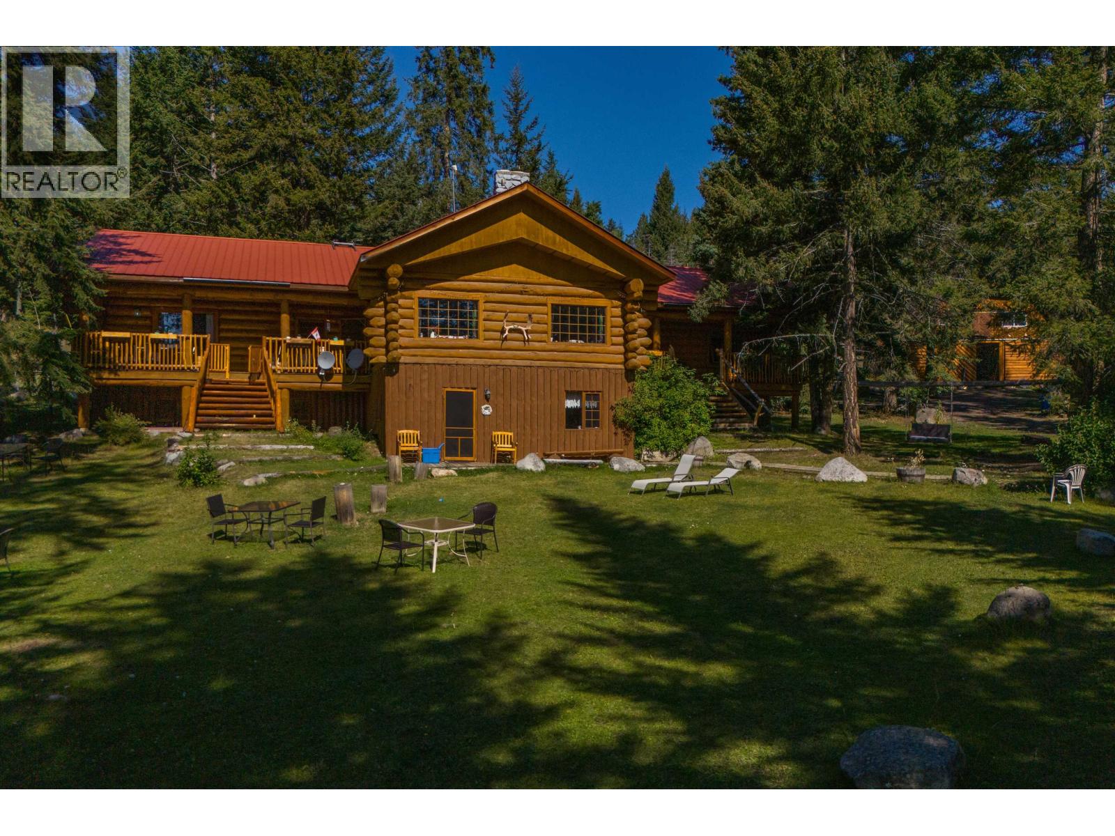 7471 Cariboo Chalet Road, Lone Butte, British Columbia  V0K 1X3 - Photo 10 - C8082039