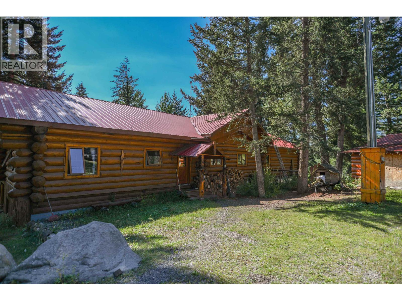 7471 Cariboo Chalet Road, Lone Butte, British Columbia  V0K 1X3 - Photo 11 - C8082039
