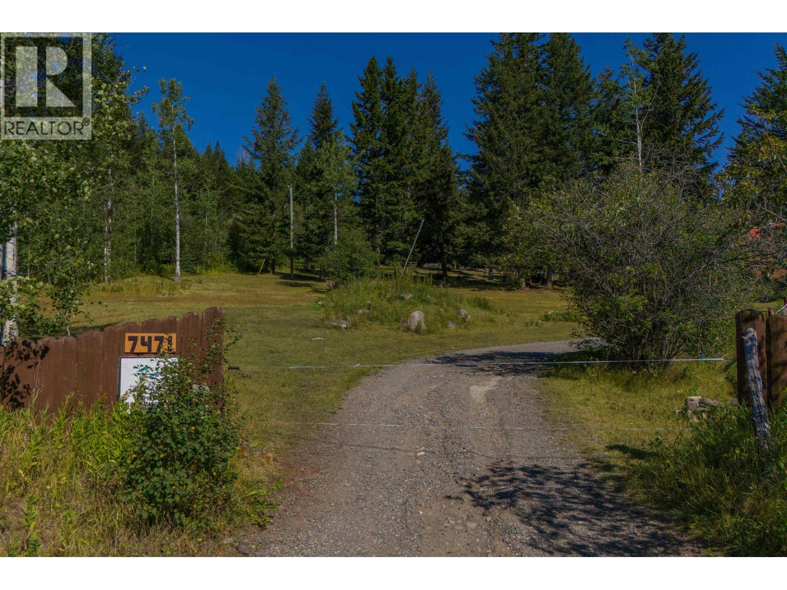 7471 Cariboo Chalet Road, Lone Butte, British Columbia  V0K 1X3 - Photo 9 - C8082039