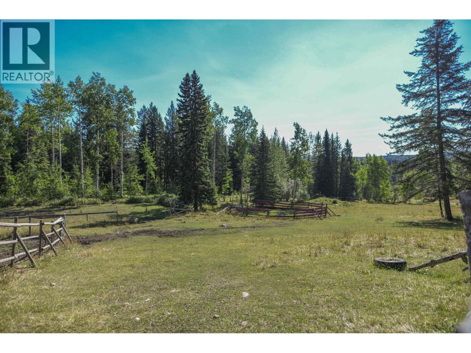 7471 Cariboo Chalet Road, Lone Butte, British Columbia  V0K 1X3 - Photo 14 - C8082039