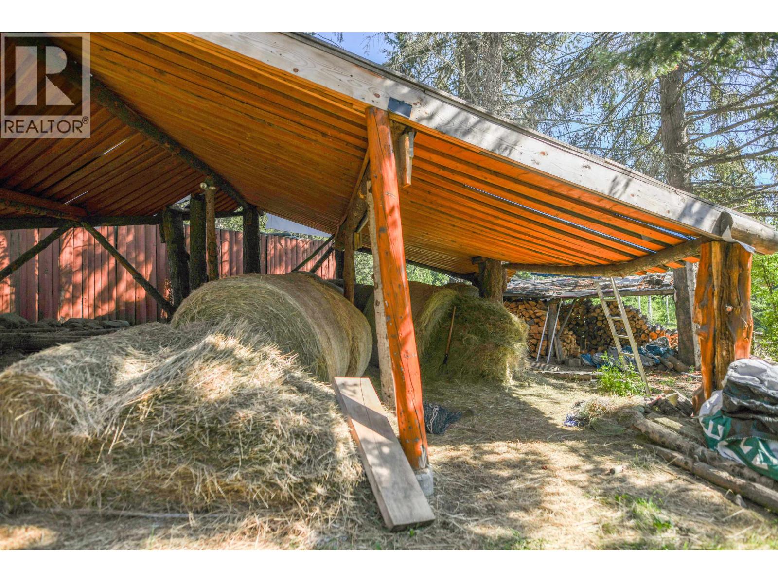 7471 Cariboo Chalet Road, Lone Butte, British Columbia  V0K 1X3 - Photo 32 - C8082039