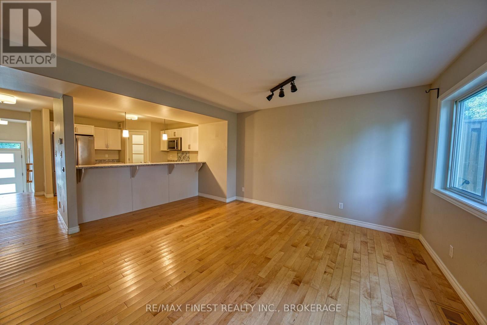 1010 Rosanna Avenue, Kingston, Ontario  K7P 0N2 - Photo 12 - X13787306