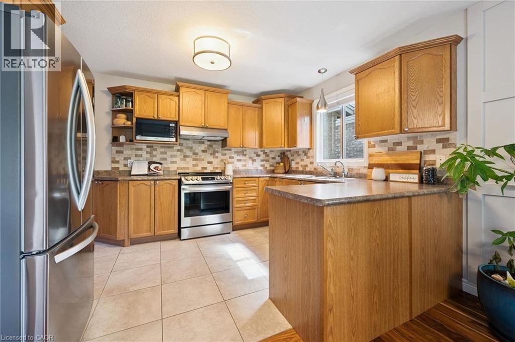 642 Interlaken Drive, Waterloo, Ontario  N2T 2Y5 - Photo 13 - 40863036