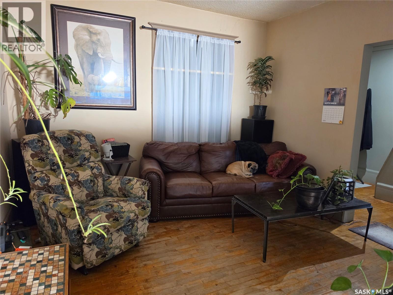 1346 Rae Street, Regina, Saskatchewan  S4T 2C3 - Photo 4 - SK048594