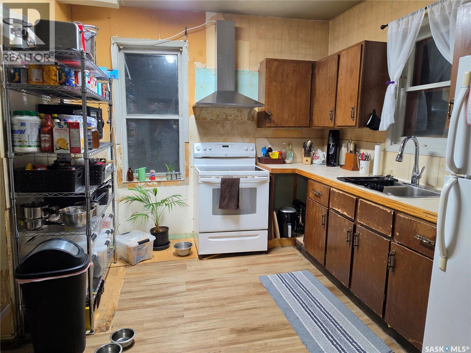 1346 Rae Street, Regina, Saskatchewan  S4T 2C3 - Photo 5 - SK048594