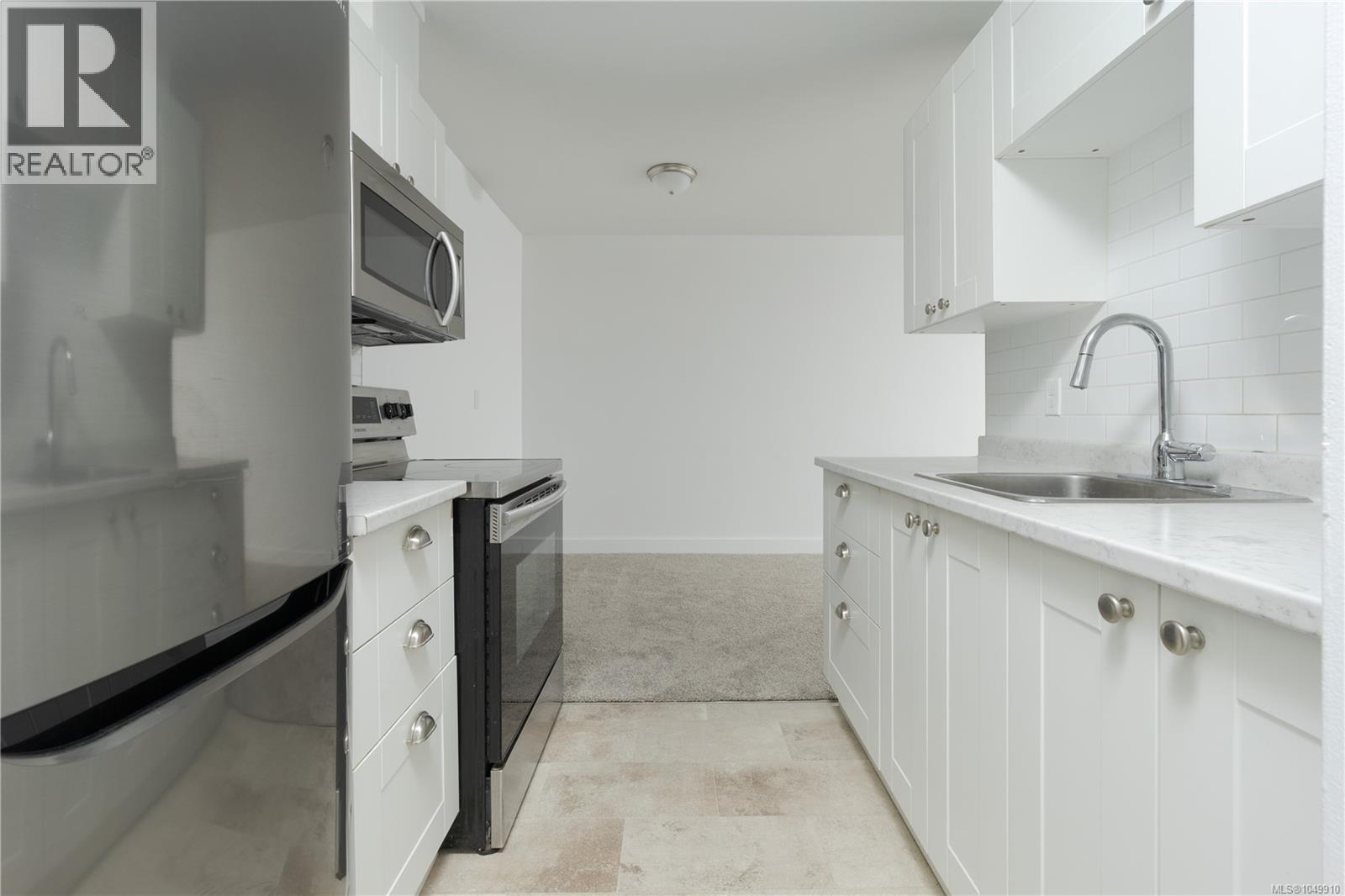303 647 Michigan St, Victoria, British Columbia  V8V 1S9 - Photo 11 - 1049910