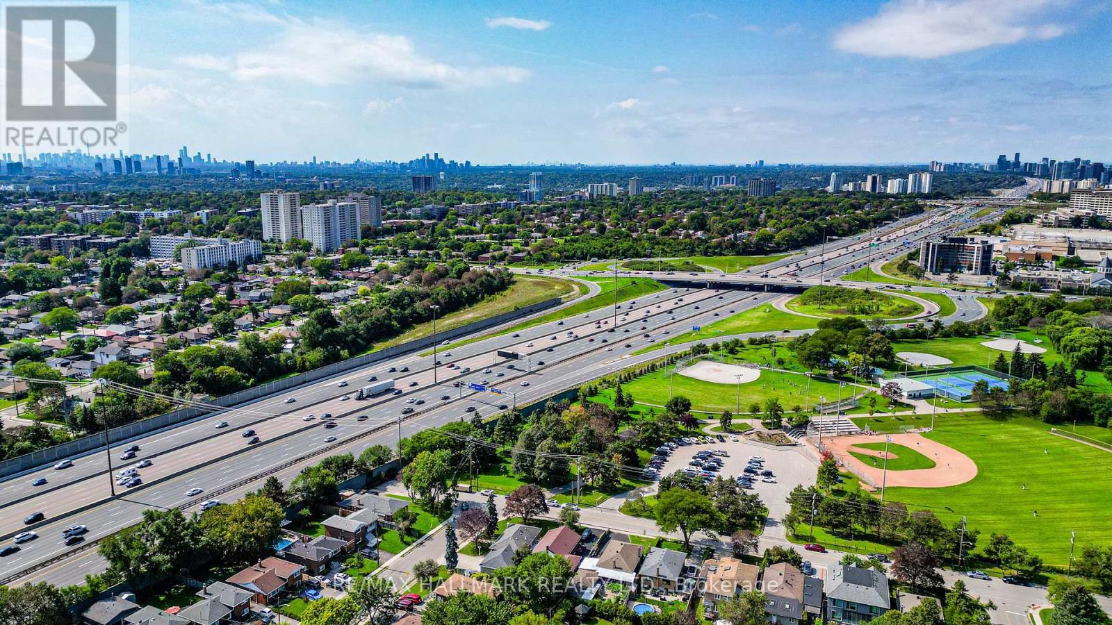 31 Wishing Well Drive, Toronto, Ontario  M1T 1H9 - Photo 37 - E13784400