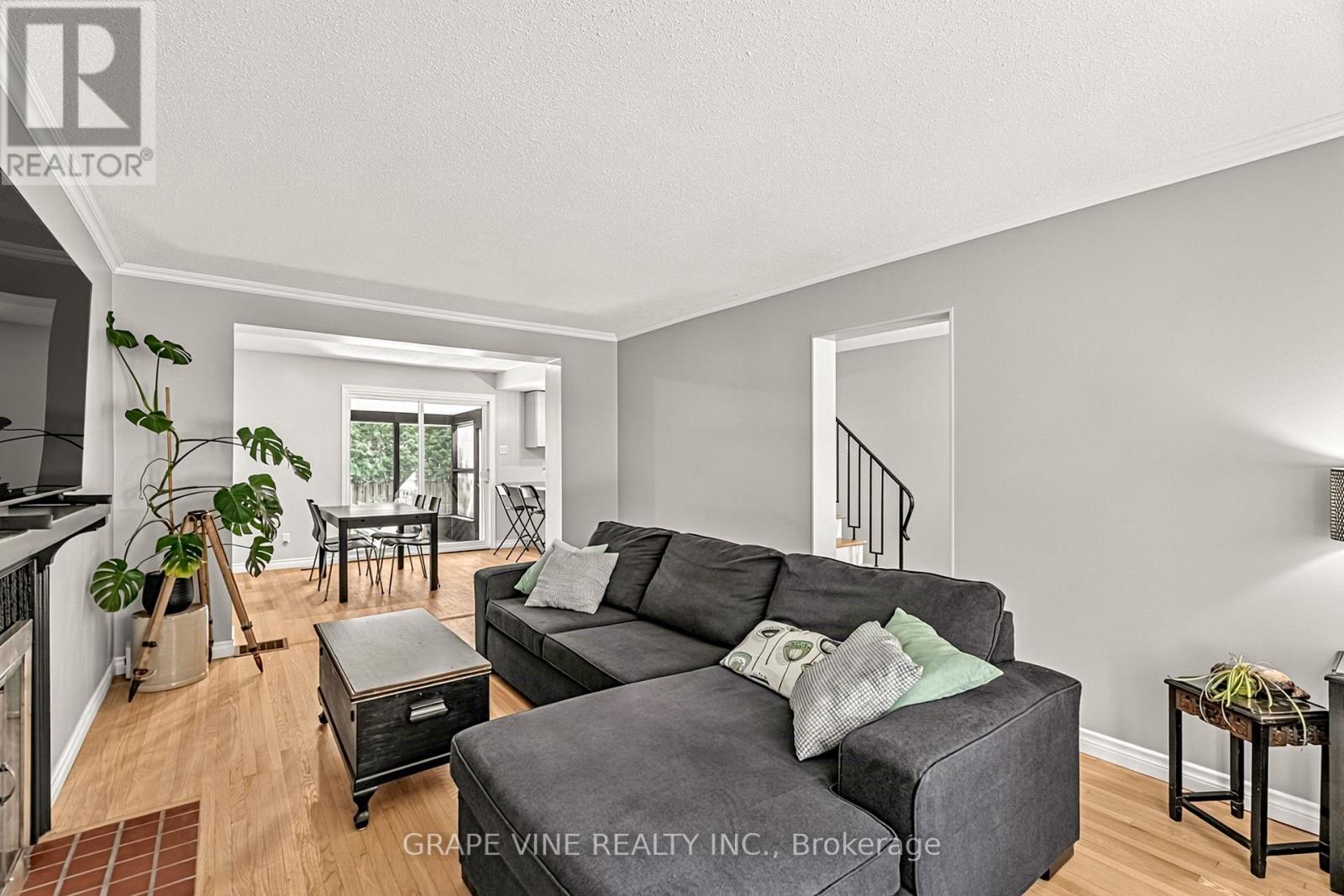 1323 Fernwood Drive, Ottawa, Ontario  K1V 7J8 - Photo 20 - X13788980