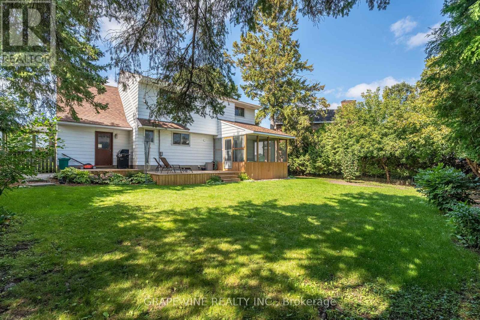 1323 Fernwood Drive, Ottawa, Ontario  K1V 7J8 - Photo 5 - X13788980