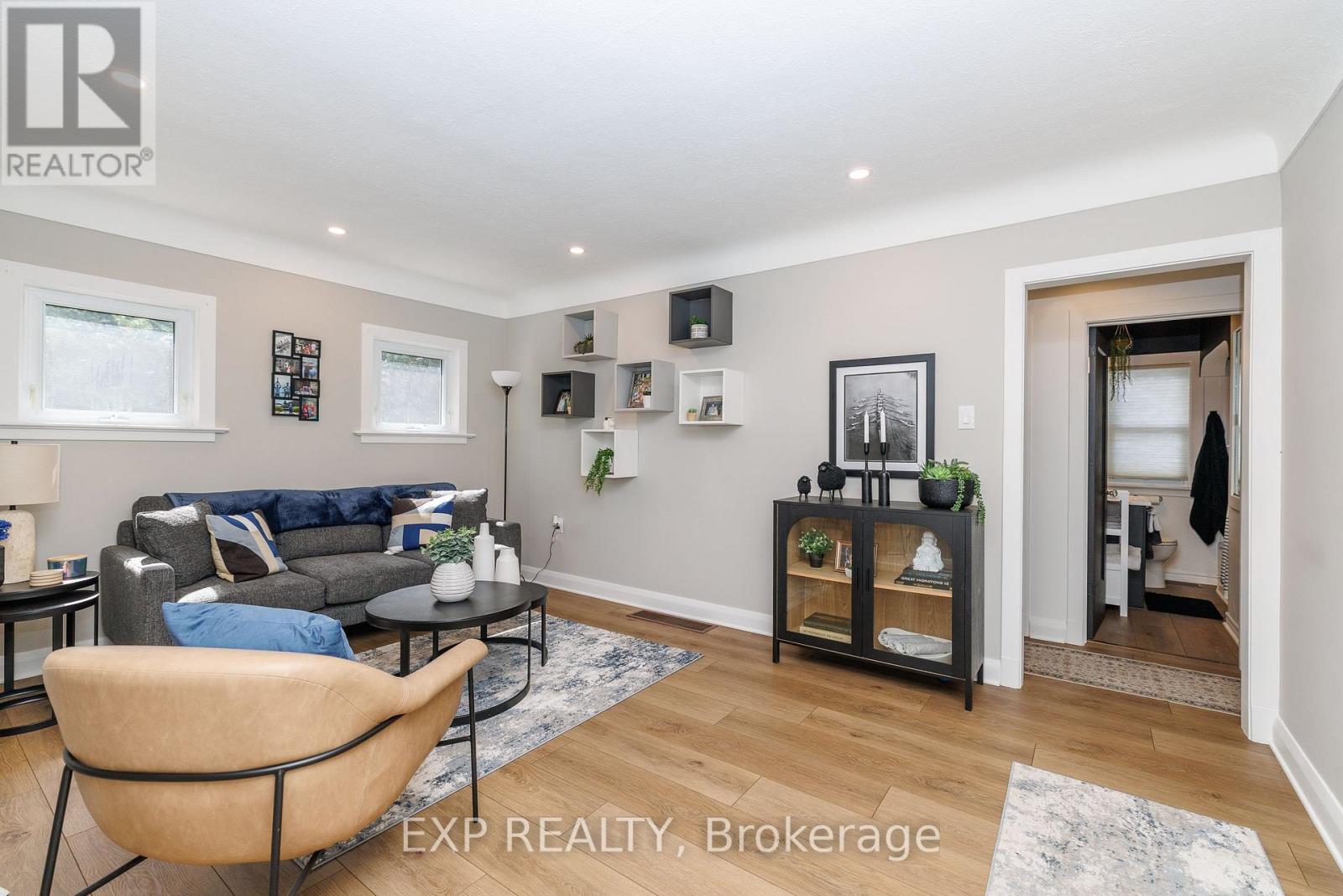 61 Marmora Street, St. Catharines (E. Chester), Ontario  L2P 3C2 - Photo 7 - X13788982