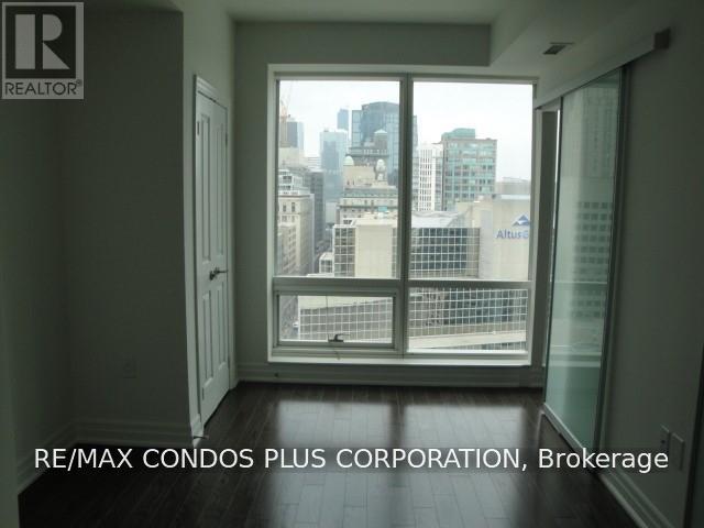 1906 - 8 The Esplanade, Toronto (Waterfront Communities), Ontario  M5E 0A6 - Photo 8 - C13788946