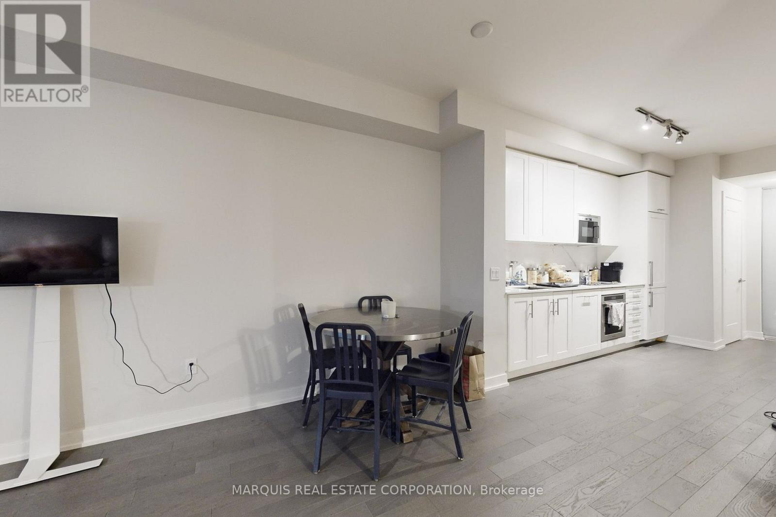 505b - 330 Richmond Street W, Toronto, Ontario M5V 0M4 - Photo 19 - C13789002