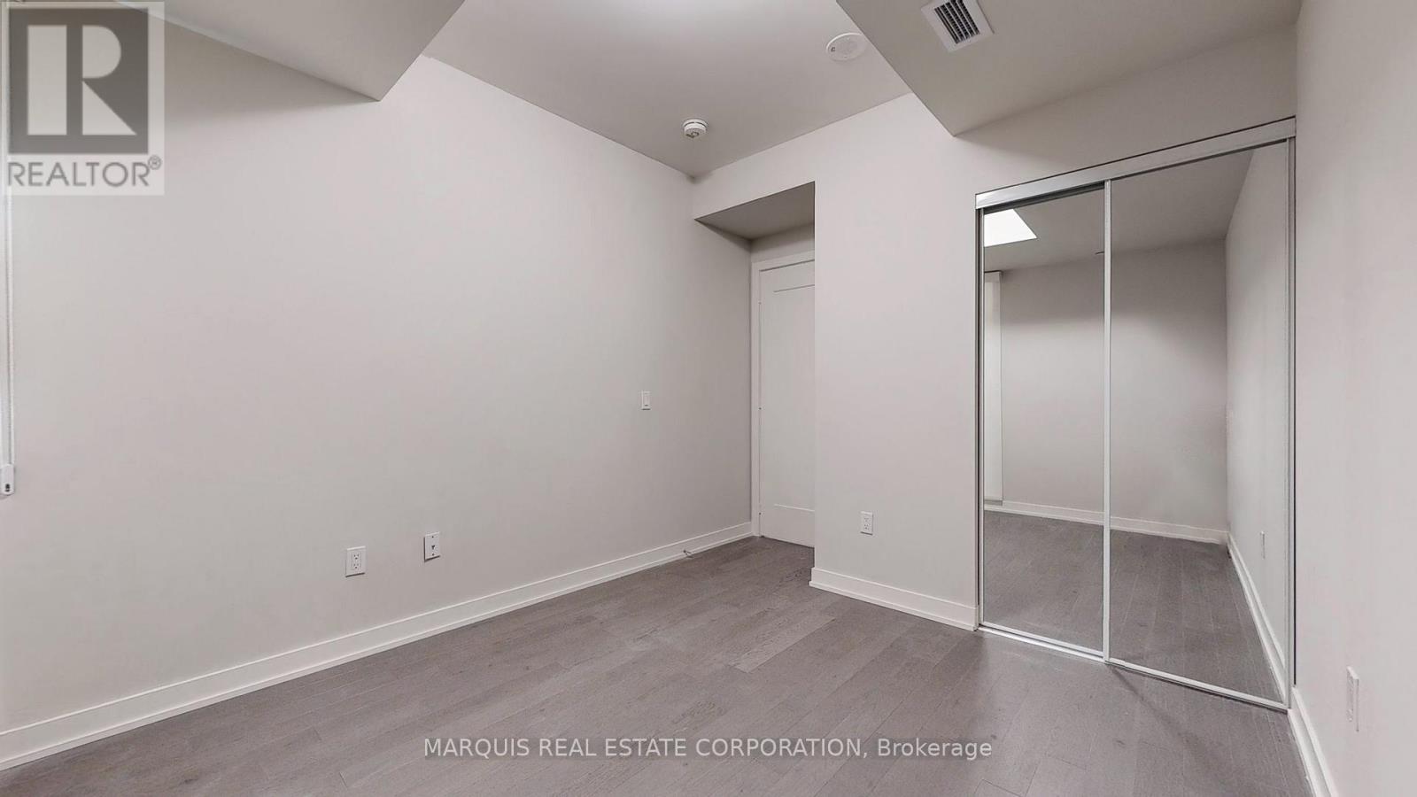 505b - 330 Richmond Street W, Toronto, Ontario M5V 0M4 - Photo 32 - C13789002