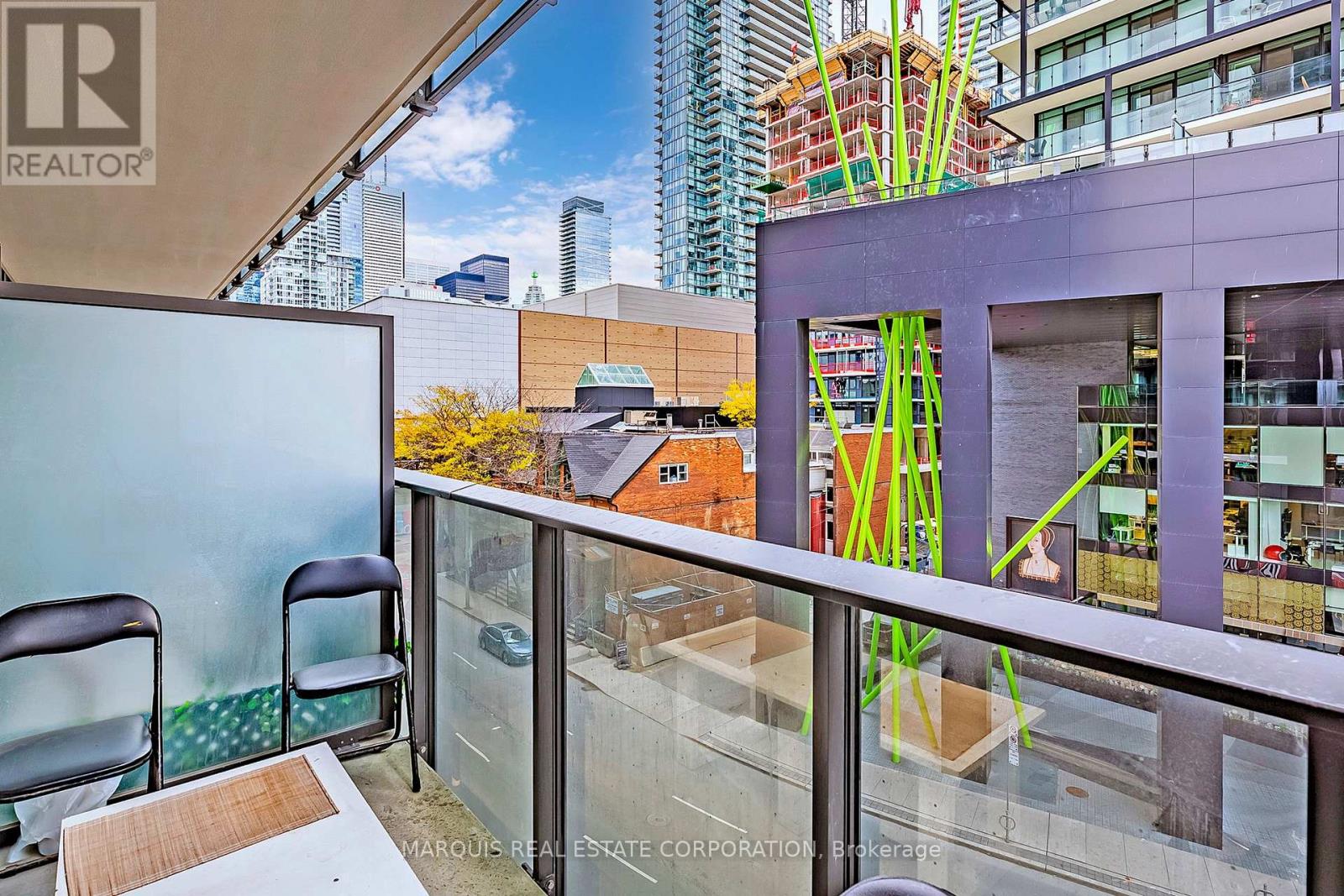 505b - 330 Richmond Street W, Toronto, Ontario M5V 0M4 - Photo 4 - C13789002
