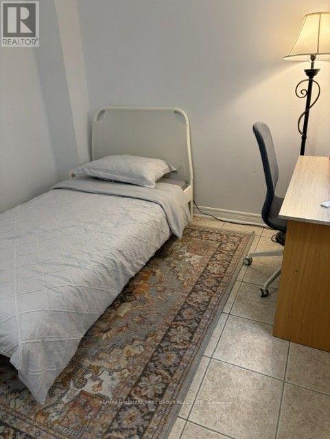 Studio Basement - 28 Ignatius Lane, Toronto (West Hill), Ontario  M1E 0A3 - Photo 1 - E13778198