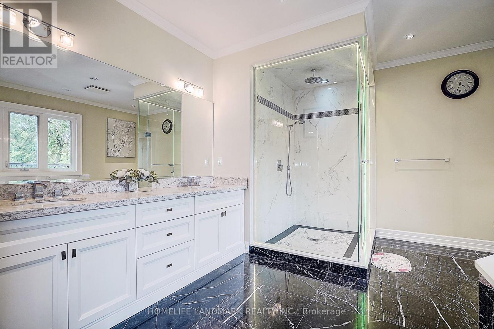 153 Lawrence Avenue, Richmond Hill (Harding), Ontario  L4C 1Z4 - Photo 20 - N13788978