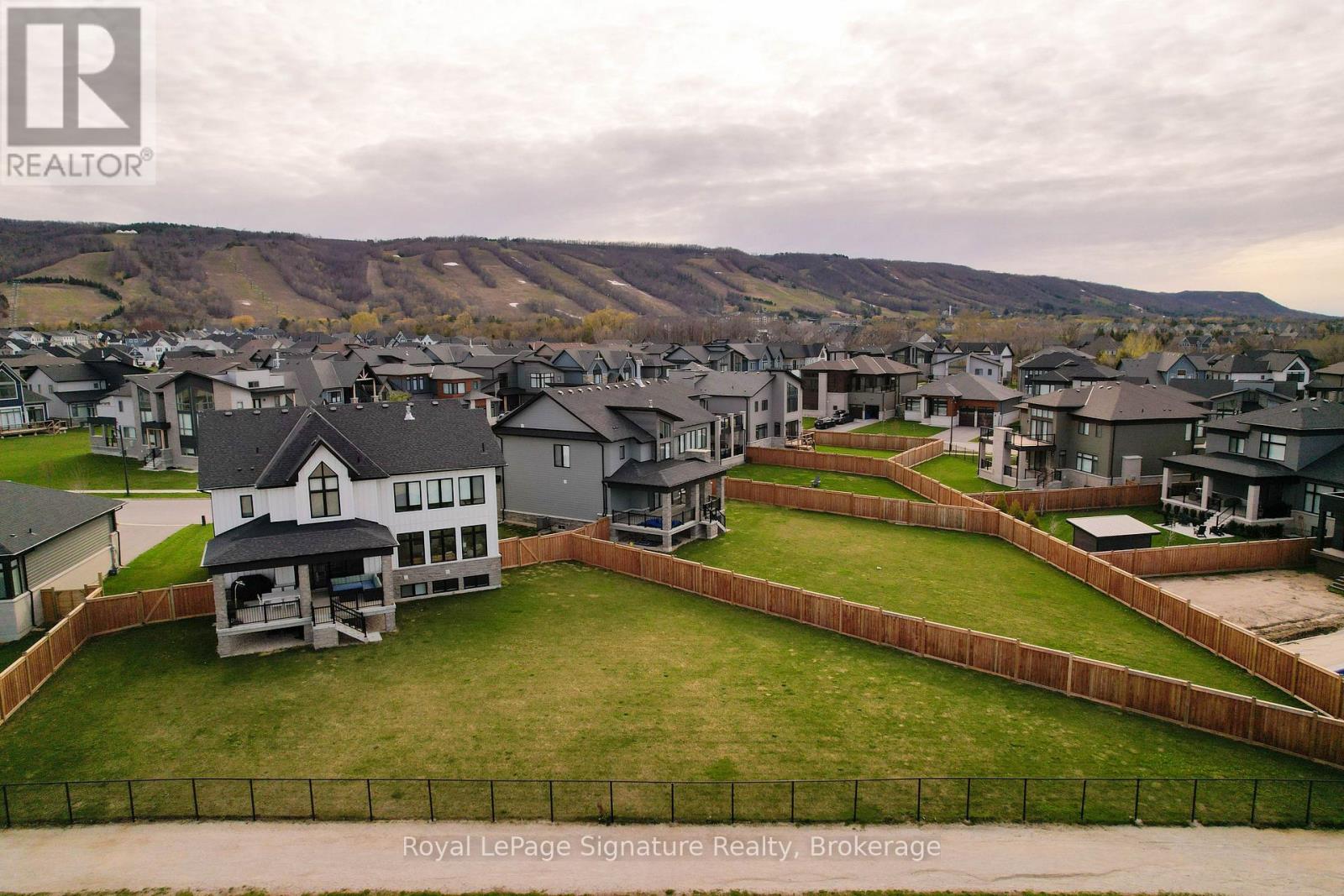 110 Cattail Crescent, Blue Mountains, Ontario  L9Y 5L3 - Photo 42 - X13788976