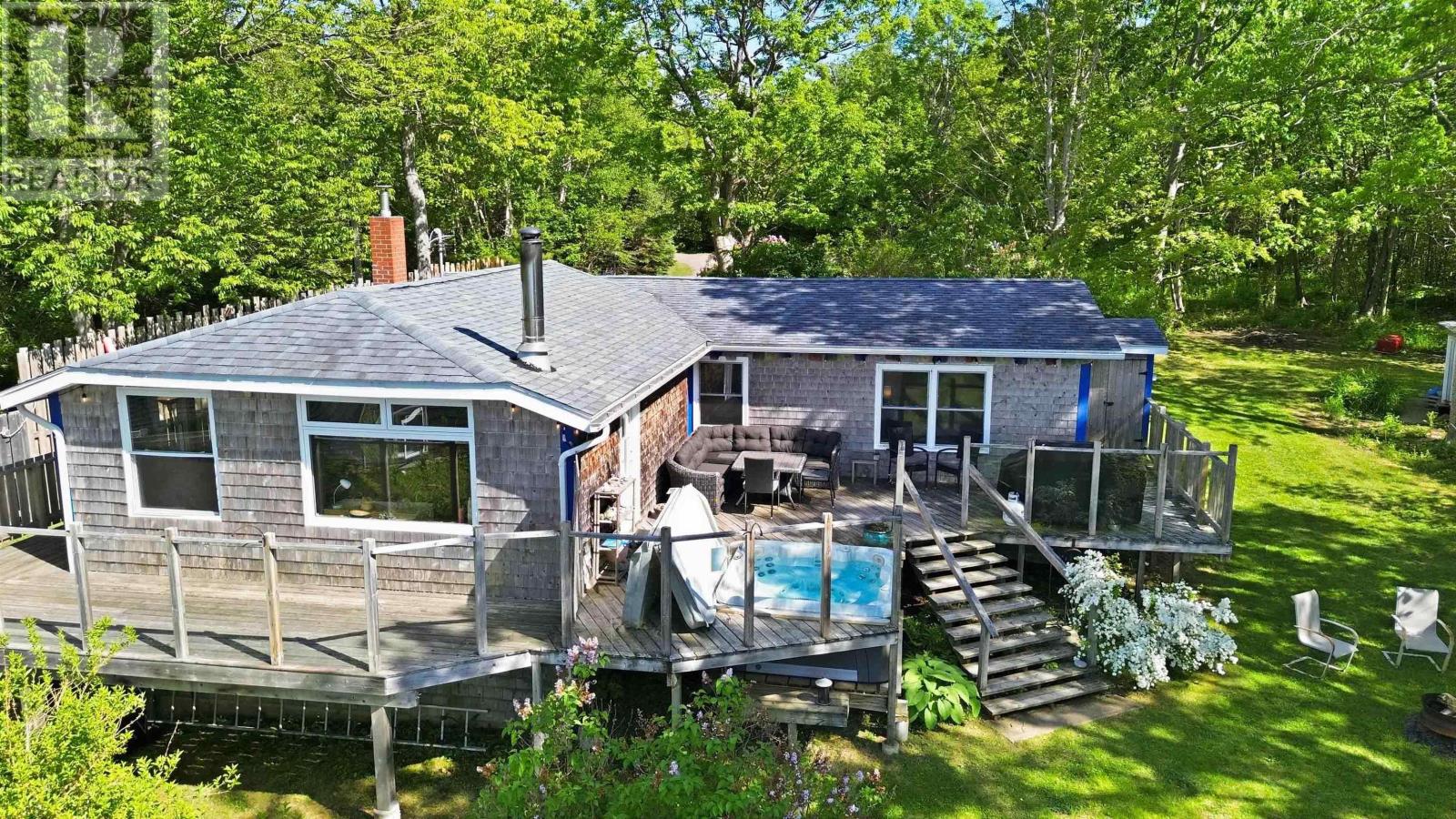 68 Shore Drive, Deep Brook, Nova Scotia  B0S 1J0 - Photo 6 - 202614550