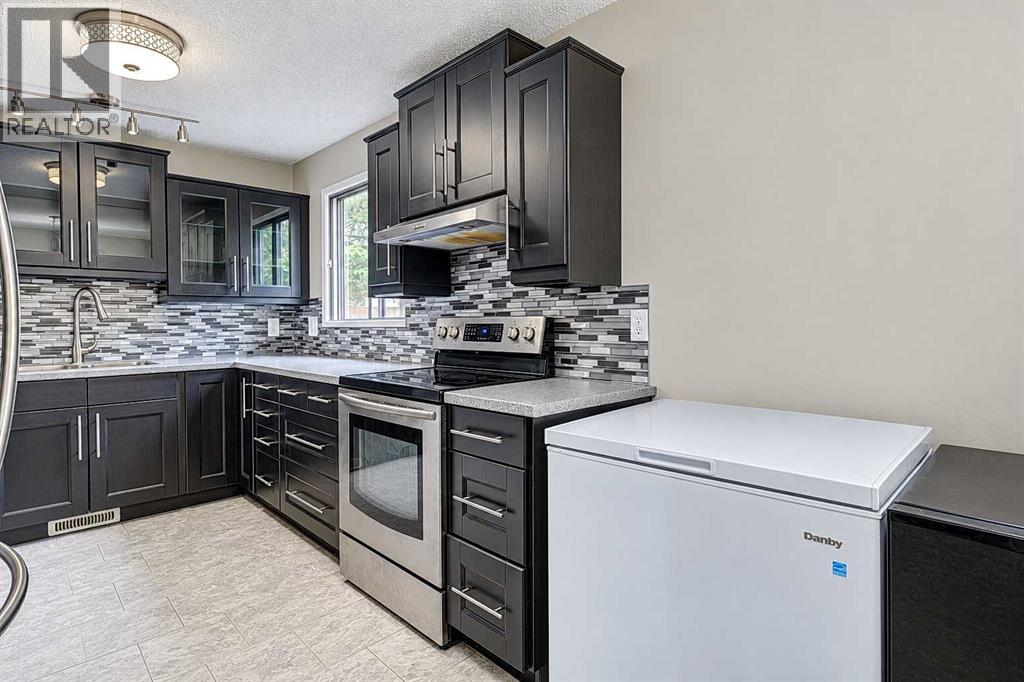9449 69 Avenue, Grande Prairie, Alberta  T8V 5W6 - Photo 2 - A2345521